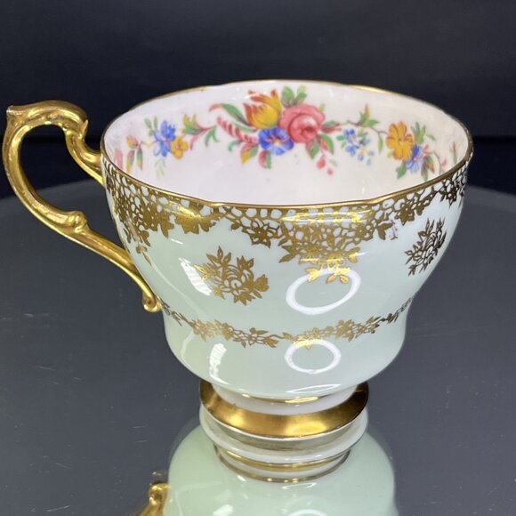 Vtg. Paragon Tea Cup & Saucer Fine Bone China Scalloped Edge Floral Pattern UK - Picture 7 of 13